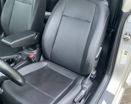 Бежевый Фольксваген Битл, объемом двигателя 2.48 л и пробегом 119 тыс. км за 11000 $, фото 7 на Automoto.ua