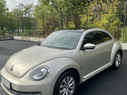 Фольксваген Бітл 2014 у Києві на Automoto.ua Бежевий Фольксваген Бітл, об'ємом двигуна 1.4 л та пробігом 123 тис. км за 11500 $, фото 1 на Automoto.ua