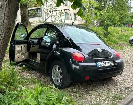 Черный Фольксваген Битл, объемом двигателя 2 л и пробегом 180 тыс. км за 4000 $, фото 3 на Automoto.ua