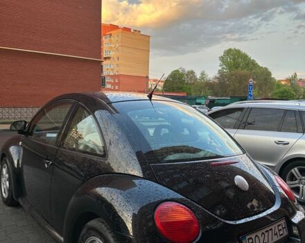 Черный Фольксваген Битл, объемом двигателя 2 л и пробегом 180 тыс. км за 4000 $, фото 1 на Automoto.ua