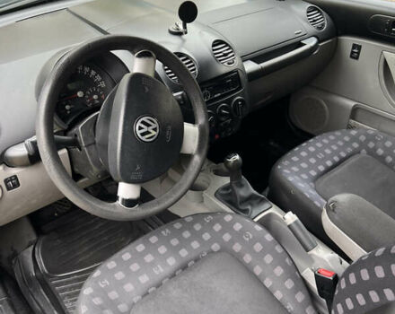 Черный Фольксваген Битл, объемом двигателя 2 л и пробегом 248 тыс. км за 4000 $, фото 6 на Automoto.ua