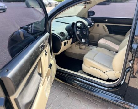 Черный Фольксваген Битл, объемом двигателя 2 л и пробегом 117 тыс. км за 4700 $, фото 16 на Automoto.ua