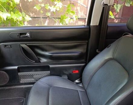 Черный Фольксваген Битл, объемом двигателя 2.48 л и пробегом 269 тыс. км за 8500 $, фото 5 на Automoto.ua