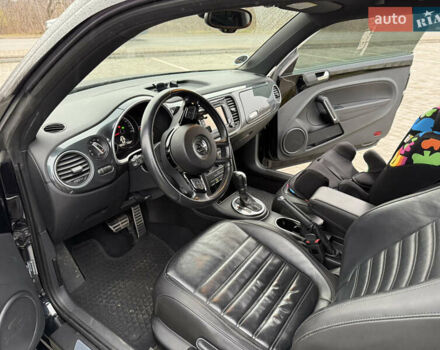 Черный Фольксваген Битл, объемом двигателя 2 л и пробегом 219 тыс. км за 13000 $, фото 18 на Automoto.ua