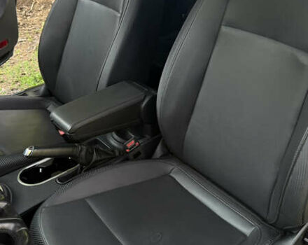 Чорний Фольксваген Бітл, об'ємом двигуна 2.5 л та пробігом 126 тис. км за 10900 $, фото 10 на Automoto.ua