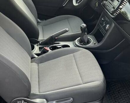 Черный Фольксваген Битл, объемом двигателя 1.39 л и пробегом 222 тыс. км за 8499 $, фото 18 на Automoto.ua