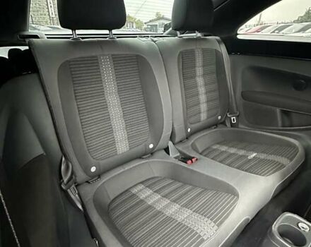 Черный Фольксваген Битл, объемом двигателя 1.98 л и пробегом 141 тыс. км за 9999 $, фото 22 на Automoto.ua