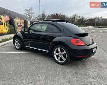Черный Фольксваген Битл, объемом двигателя 1.98 л и пробегом 166 тыс. км за 10900 $, фото 5 на Automoto.ua