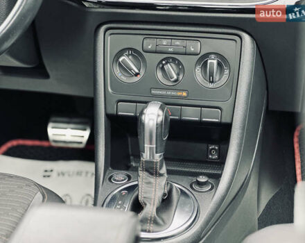 Черный Фольксваген Битл, объемом двигателя 1.98 л и пробегом 181 тыс. км за 9500 $, фото 41 на Automoto.ua