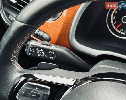 Черный Фольксваген Битл, объемом двигателя 1.98 л и пробегом 181 тыс. км за 9500 $, фото 52 на Automoto.ua