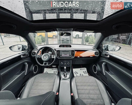 Черный Фольксваген Битл, объемом двигателя 1.98 л и пробегом 181 тыс. км за 9500 $, фото 29 на Automoto.ua