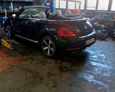 Черный Фольксваген Битл, объемом двигателя 2 л и пробегом 105 тыс. км за 11500 $, фото 2 на Automoto.ua