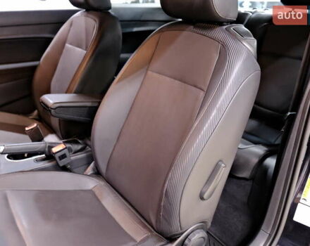 Чорний Фольксваген Бітл, об'ємом двигуна 1.8 л та пробігом 109 тис. км за 8900 $, фото 23 на Automoto.ua