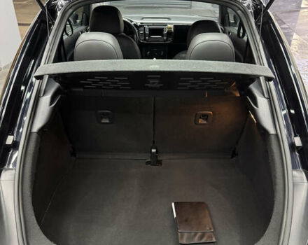 Черный Фольксваген Битл, объемом двигателя 1.8 л и пробегом 56 тыс. км за 12300 $, фото 6 на Automoto.ua