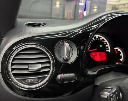 Черный Фольксваген Битл, объемом двигателя 1.8 л и пробегом 56 тыс. км за 12300 $, фото 12 на Automoto.ua