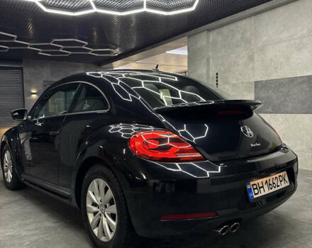 Черный Фольксваген Битл, объемом двигателя 1.8 л и пробегом 56 тыс. км за 12300 $, фото 15 на Automoto.ua