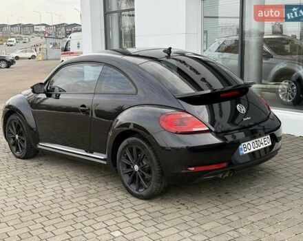 Черный Фольксваген Битл, объемом двигателя 2 л и пробегом 81 тыс. км за 13500 $, фото 4 на Automoto.ua