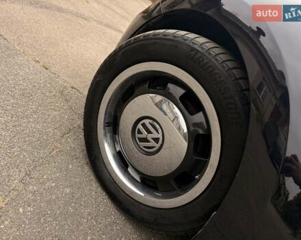 Черный Фольксваген Битл, объемом двигателя 1.98 л и пробегом 63 тыс. км за 17000 $, фото 9 на Automoto.ua