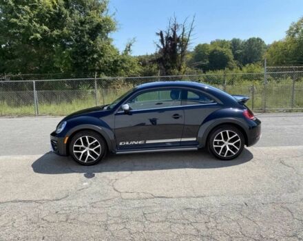 Черный Фольксваген Битл, объемом двигателя 2 л и пробегом 43 тыс. км за 8500 $, фото 3 на Automoto.ua