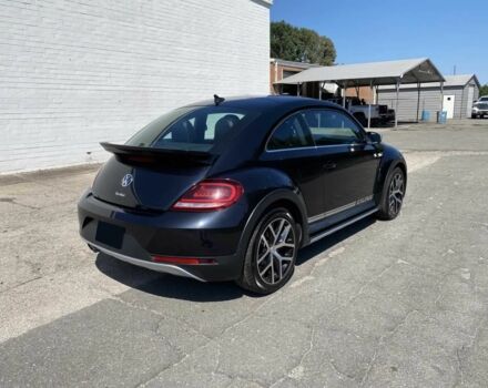 Черный Фольксваген Битл, объемом двигателя 2 л и пробегом 43 тыс. км за 8500 $, фото 6 на Automoto.ua