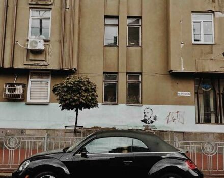 Черный Фольксваген Битл, объемом двигателя 2 л и пробегом 109 тыс. км за 11000 $, фото 2 на Automoto.ua