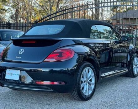 Черный Фольксваген Битл, объемом двигателя 1.8 л и пробегом 69 тыс. км за 3600 $, фото 7 на Automoto.ua