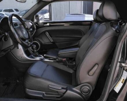 Черный Фольксваген Битл, объемом двигателя 2 л и пробегом 88 тыс. км за 8000 $, фото 10 на Automoto.ua