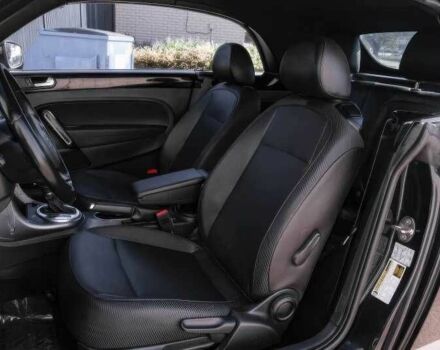 Черный Фольксваген Битл, объемом двигателя 2 л и пробегом 88 тыс. км за 8000 $, фото 17 на Automoto.ua