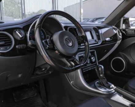 Черный Фольксваген Битл, объемом двигателя 2 л и пробегом 88 тыс. км за 8000 $, фото 9 на Automoto.ua