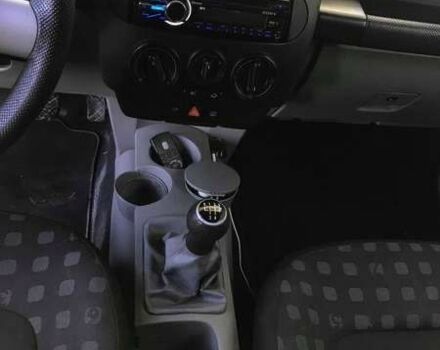 Черный Фольксваген Битл, объемом двигателя 1.9 л и пробегом 339 тыс. км за 3999 $, фото 5 на Automoto.ua