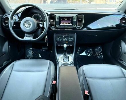 Черный Фольксваген Битл, объемом двигателя 1.8 л и пробегом 70 тыс. км за 5400 $, фото 12 на Automoto.ua