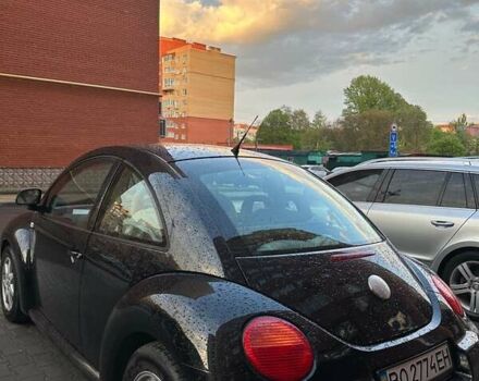 Черный Фольксваген Битл, объемом двигателя 2 л и пробегом 180 тыс. км за 4000 $, фото 1 на Automoto.ua