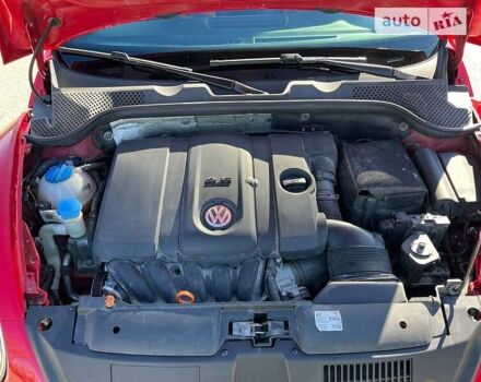 Красный Фольксваген Битл, объемом двигателя 2.5 л и пробегом 211 тыс. км за 11500 $, фото 20 на Automoto.ua