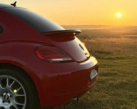 Красный Фольксваген Битл, объемом двигателя 1.98 л и пробегом 169 тыс. км за 11000 $, фото 6 на Automoto.ua