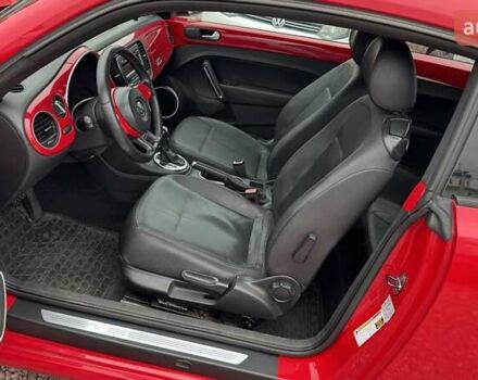 Красный Фольксваген Битл, объемом двигателя 2.48 л и пробегом 193 тыс. км за 8500 $, фото 12 на Automoto.ua