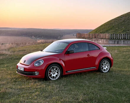 Красный Фольксваген Битл, объемом двигателя 1.98 л и пробегом 169 тыс. км за 11000 $, фото 16 на Automoto.ua