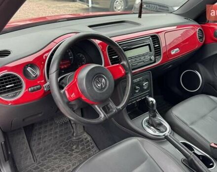 Красный Фольксваген Битл, объемом двигателя 2.48 л и пробегом 193 тыс. км за 8500 $, фото 11 на Automoto.ua