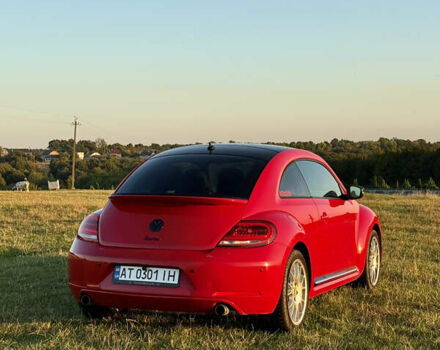 Красный Фольксваген Битл, объемом двигателя 1.98 л и пробегом 169 тыс. км за 11000 $, фото 3 на Automoto.ua