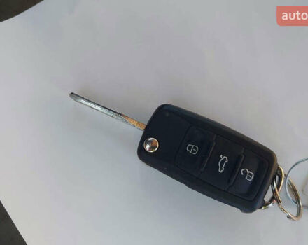 Червоний Фольксваген Бітл, об'ємом двигуна 2 л та пробігом 49 тис. км за 8100 $, фото 15 на Automoto.ua