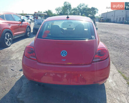 Червоний Фольксваген Бітл, об'ємом двигуна 2 л та пробігом 49 тис. км за 8100 $, фото 6 на Automoto.ua