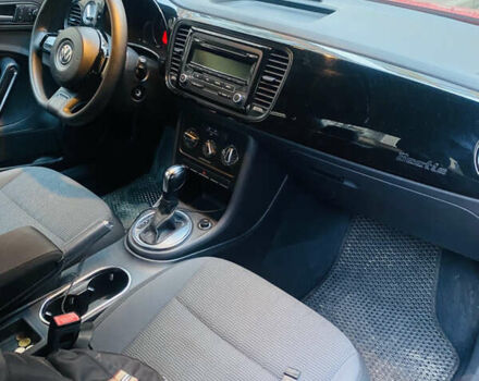 Червоний Фольксваген Бітл, об'ємом двигуна 1.8 л та пробігом 136 тис. км за 11500 $, фото 8 на Automoto.ua