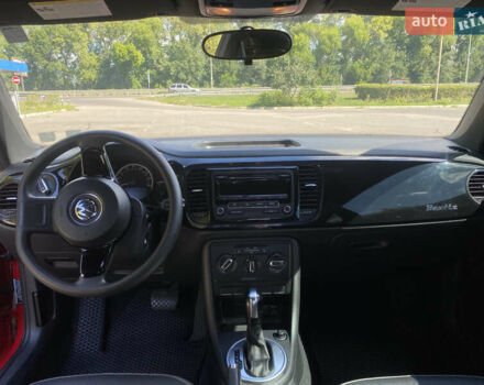 Червоний Фольксваген Бітл, об'ємом двигуна 1.8 л та пробігом 218 тис. км за 12800 $, фото 9 на Automoto.ua