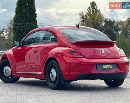 Фольксваген Бітл 2016 у Києві на Automoto.ua Червоний Фольксваген Бітл, об'ємом двигуна 1.8 л та пробігом 126 тис. км за 11900 $, фото 1 на Automoto.ua