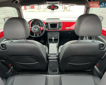 Червоний Фольксваген Бітл, об'ємом двигуна 1.8 л та пробігом 126 тис. км за 11900 $, фото 22 на Automoto.ua