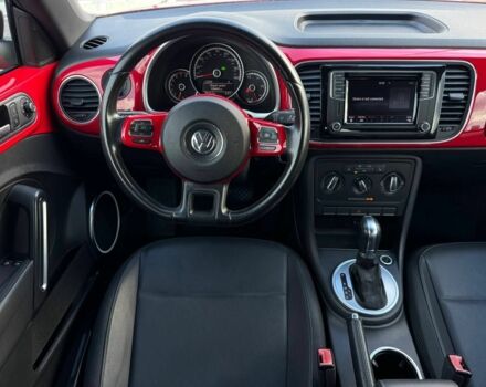 Фольксваген Бітл 2016 у Києві на Automoto.ua Червоний Фольксваген Бітл, об'ємом двигуна 1.8 л та пробігом 126 тис. км за 11900 $, фото 15 на Automoto.ua