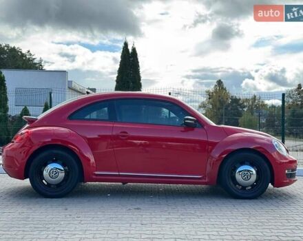 Фольксваген Бітл 2016 у Києві на Automoto.ua Червоний Фольксваген Бітл, об'ємом двигуна 1.8 л та пробігом 126 тис. км за 11900 $, фото 12 на Automoto.ua