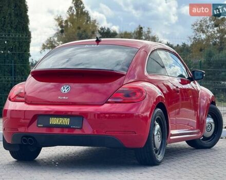 Фольксваген Бітл 2016 у Києві на Automoto.ua Червоний Фольксваген Бітл, об'ємом двигуна 1.8 л та пробігом 126 тис. км за 11900 $, фото 13 на Automoto.ua