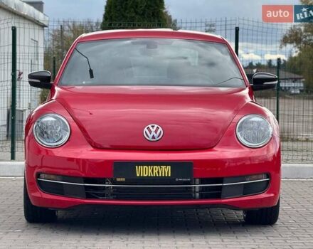 Фольксваген Бітл 2016 у Києві на Automoto.ua Червоний Фольксваген Бітл, об'ємом двигуна 1.8 л та пробігом 126 тис. км за 11900 $, фото 8 на Automoto.ua