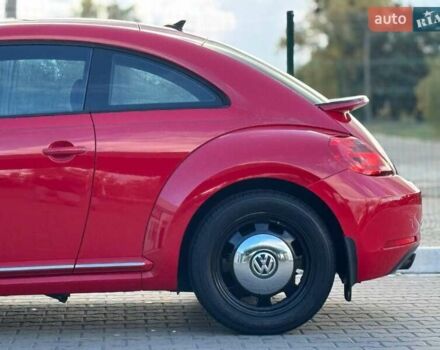 Фольксваген Бітл 2016 у Києві на Automoto.ua Червоний Фольксваген Бітл, об'ємом двигуна 1.8 л та пробігом 126 тис. км за 11900 $, фото 15 на Automoto.ua
