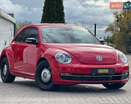 Фольксваген Бітл 2016 у Києві на Automoto.ua Червоний Фольксваген Бітл, об'ємом двигуна 1.8 л та пробігом 126 тис. км за 11900 $, фото 6 на Automoto.ua